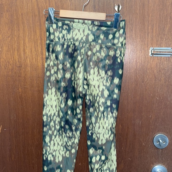NWOT Aerie Crossover Waist Printed Leggings - Picture 5 of 6